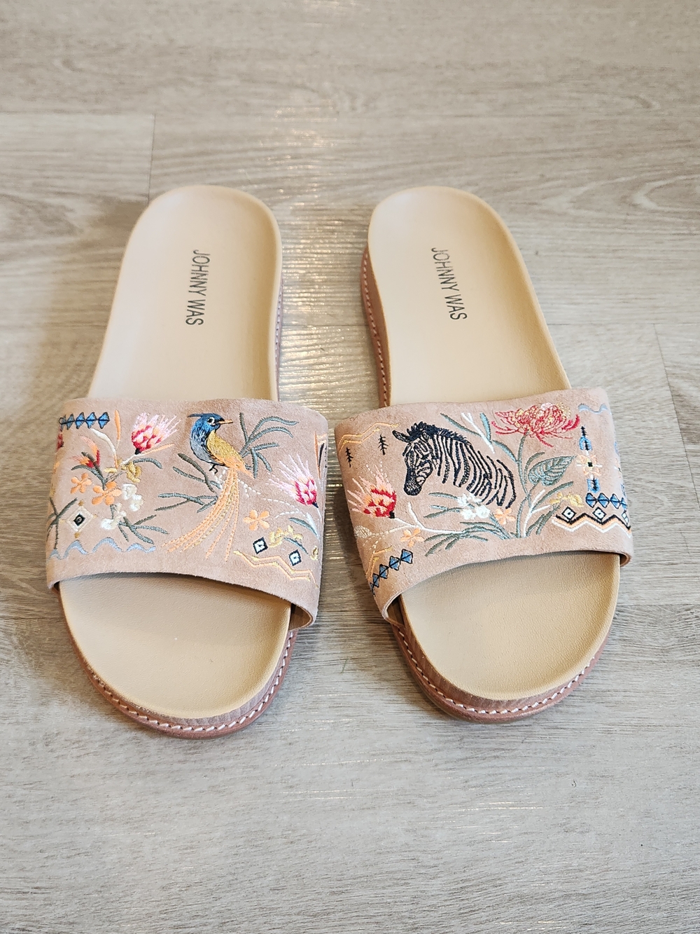 Johnny Was Watipaso Embroidered Suede Slide Sandals Tan Boho Zebra Bird Size 8.5